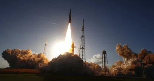 Адамзат Айға қайта ұшты: NASA «Артемида-2» кемесін сәтті ұшырды