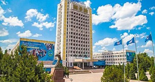 ҚазҰУ-да журналистика факультетіне жаңа декан бекітілді