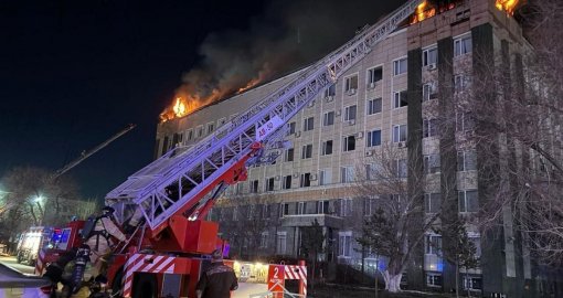 "Ертеңгі жұмыс күні онлайн форматта өтеді": Ақтөбе облысының әкімі Асхат Шахаров шатырдағы өртке қатысты түсінік берді