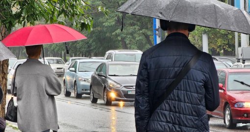 Алматының коммуналдық қызметтері нөсер жауынға байланысты күшейтілген режимге көшті