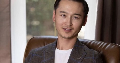 «945 мың төлеп бостандыққа шықты»: қыз зорлау ісінде 5 жылға сотталған блогерге қатысты аппеляциялық шағым қаралады