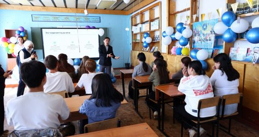 Ұлытау жастары экологиялық мәдениетке қалай үлес қосуда: Өңірде «Өзіңнен баста» акциясы басталды