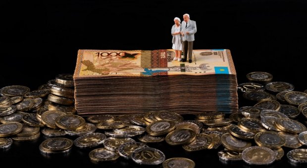 Миллиондаған қазақстандыққа зейнетақысыз қалу қаупі төніп тұр