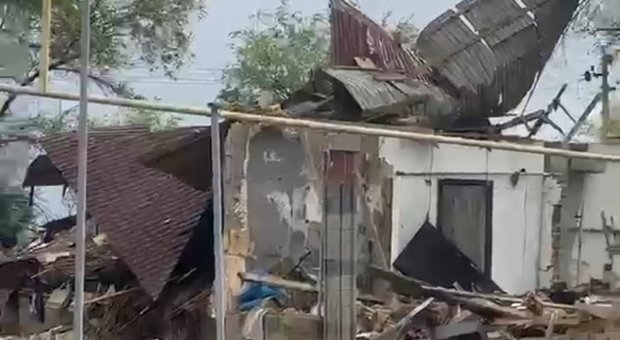 «Төрт баласы бар»: Алматы облысында газ құбыры жарылып, бір отбасының үйінің күл-талқаны шықты