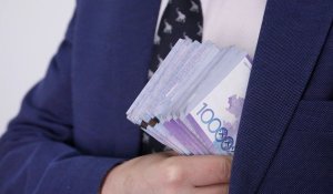 Астанадағы халықаралық мектеп директоры мен бугхалтері 900 миллион теңге жымқырған