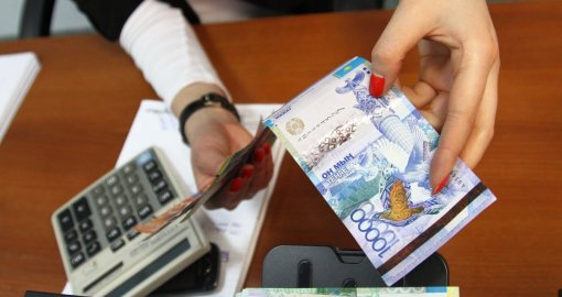 Елордалық қызметкерлердің 1,9 млн теңге сомасындағы жалақысы берілмей, кешіктірілген