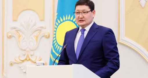 Абай облысының әкімі Берік Уәли қайғы жамылған отбасыларға көңіл айтты